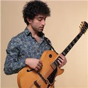 Insegnante di musica e musicista professionista - Lezioni di Chitarra